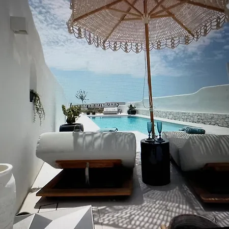 Luxury Villa With Bbq וילה *